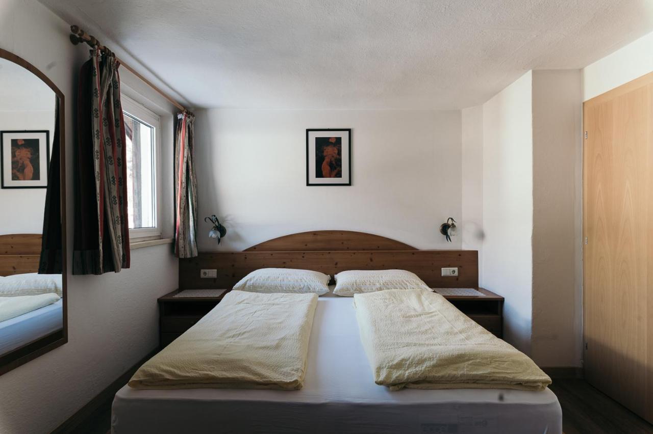 Gasthof Residence Brugghof & Erlhof Campo Tures Luaran gambar